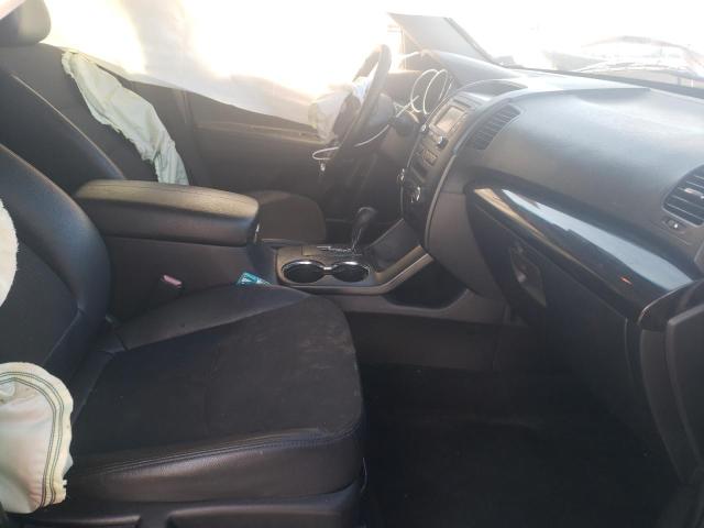 Photo 5 from auction – 2012 KIA SORENTO EX with VIN 5XYKUCA67CG205878
