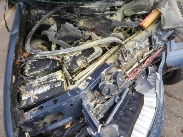 Photo 7 from auction – 2011 FORD CROWN VICT with VIN 2FABP7EV6BX137116