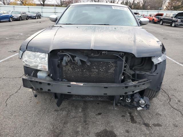 Photo 9 from auction – 2010 CHRYSLER 300 TOURIN with VIN 2C3CA5CV5AH326571