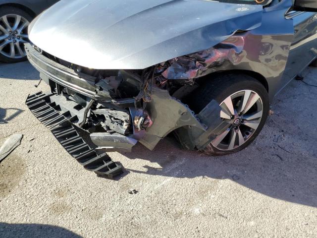 Photo 9 from auction – 2017 NISSAN SENTRA S with VIN 3N1AB7AP2HY369904