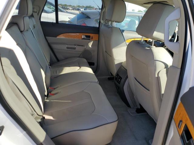Photo 6 from auction – 2015 LINCOLN MKX with VIN 2LMDJ8JK5FBL32892