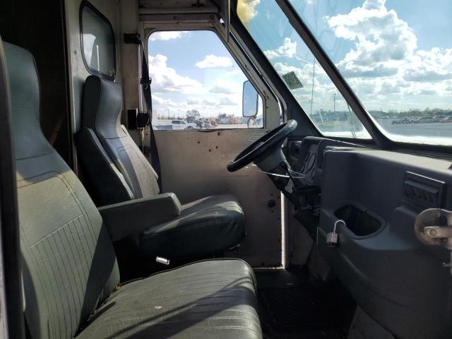 Photo 5 from auction – 1990 UTILIMASTER STEP VAN with VIN 45VXA01B4LW001083