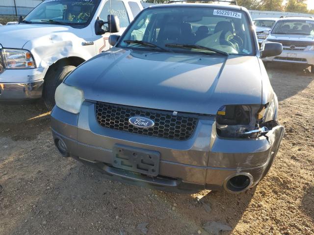 Photo 9 from auction – 2005 FORD ESCAPE LIM with VIN 1FMCU04135KB05479