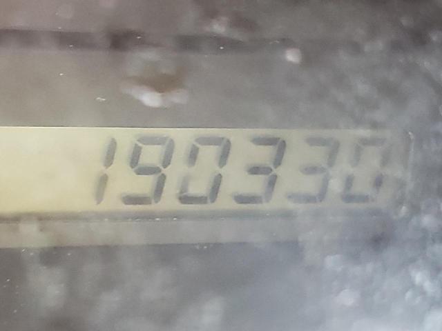 Photo 8 from auction – 2003 TOYOTA CAMRY LE with VIN 4T1BE32K53U681386