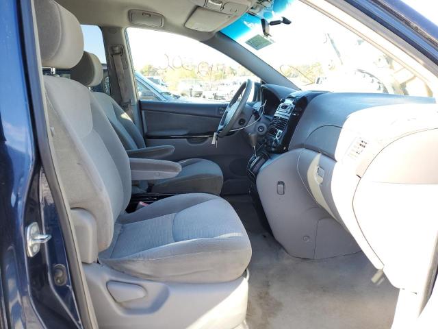 Photo 5 from auction – 2004 TOYOTA SIENNA CE with VIN 5TDZA23C44S146278