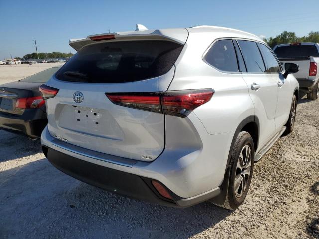 Photo 4 from auction – 2022 TOYOTA HIGHLANDER with VIN 5TDGZRAH5NS544740
