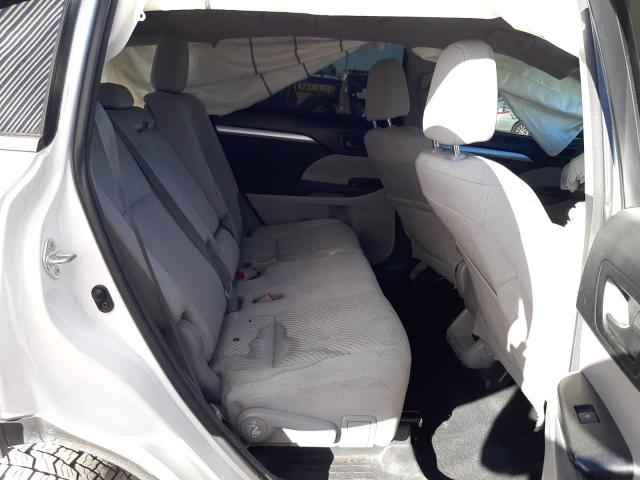 Photo 6 from auction – 2015 TOYOTA HIGHLANDER with VIN 5TDZKRFH3FS111442
