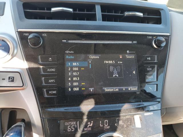 Photo 9 from auction – 2015 TOYOTA PRIUS V with VIN JTDZN3EU8FJ032168