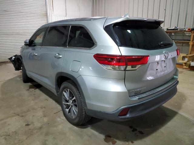 Photo 3 from auction – 2018 TOYOTA HIGHLANDER with VIN 5TDKZRFH5JS537011
