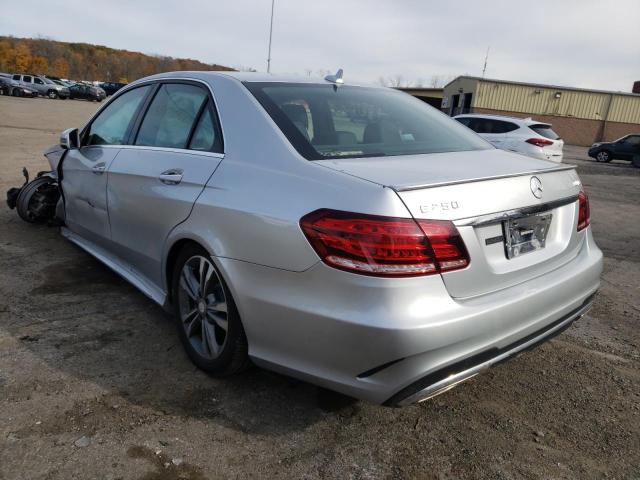 Photo 3 from auction – 2014 MERCEDES-BENZ E 250 BLUE with VIN WDDHF9HB8EA880836