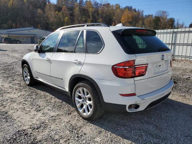 Photo 3 from auction – 2011 BMW X5 XDRIVE3 with VIN 5UXZV4C5XBL738122