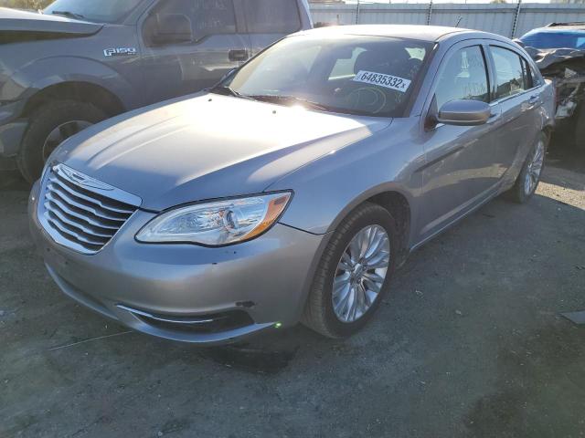 Photo 2 from auction – 2013 CHRYSLER 200 LX with VIN 1C3CCBAB2DN670646