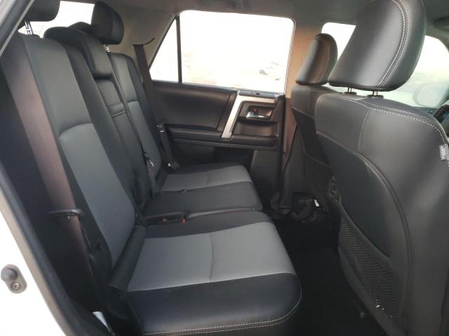 Photo 6 from auction – 2019 TOYOTA 4RUNNER SR with VIN JTEBU5JR6K5684271