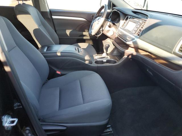 Photo 5 from auction – 2019 TOYOTA HIGHLANDER with VIN 5TDZARFH2KS048444