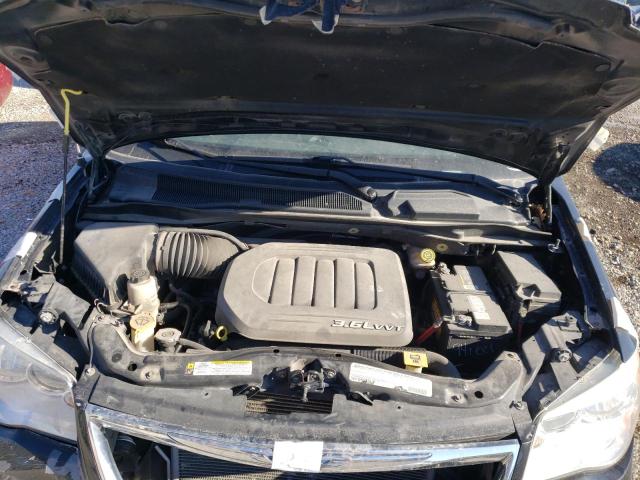 Photo 7 from auction – 2011 CHRYSLER TOWN & COU with VIN 2A4RR8DG4BR746358