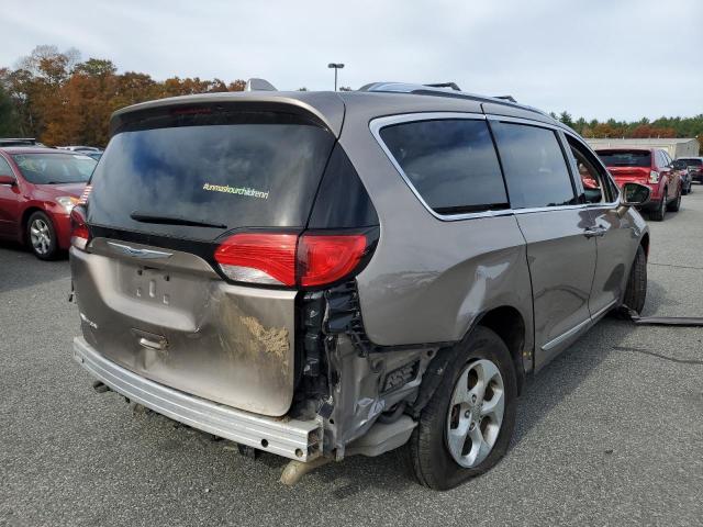 Photo 4 from auction – 2017 CHRYSLER PACIFICA T with VIN 2C4RC1EG2HR788856