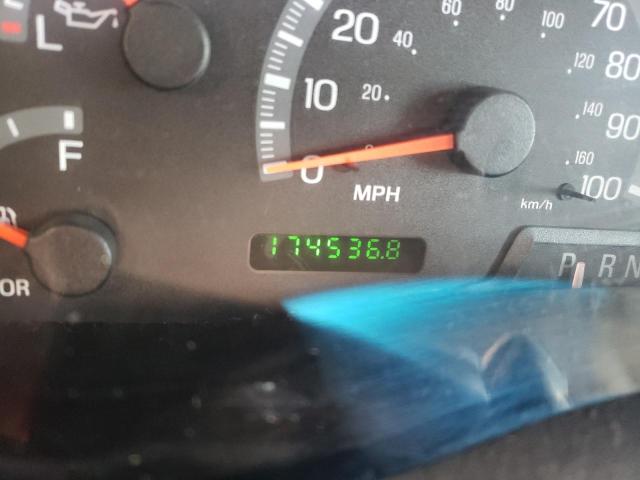 Photo 8 from auction – 2002 FORD F150 SUPER with VIN 1FTRW076X2KC54841