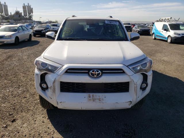 Photo 5 from auction – 2022 TOYOTA 4RUNNER SR with VIN JTEEU5JR9N5266983
