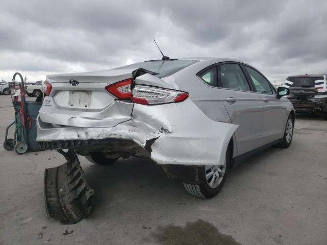 Photo 4 from auction – 2013 FORD FUSION S with VIN 3FA6P0G71DR252487