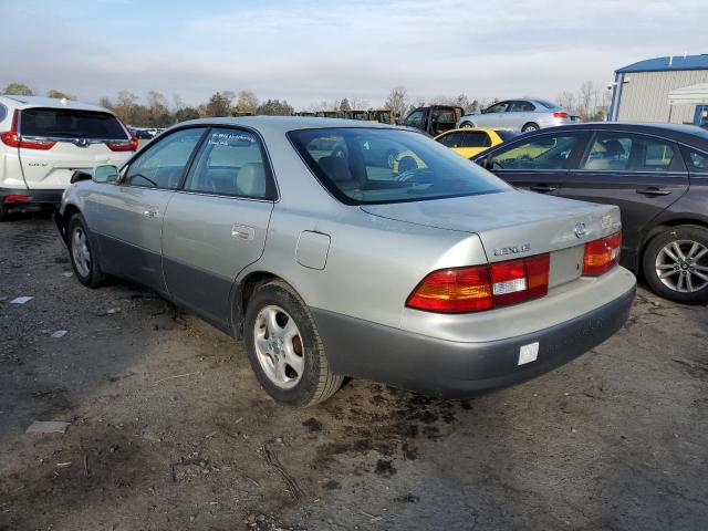 Photo 3 from auction – 1997 LEXUS ES 300 with VIN JT8BF22G0V5002580