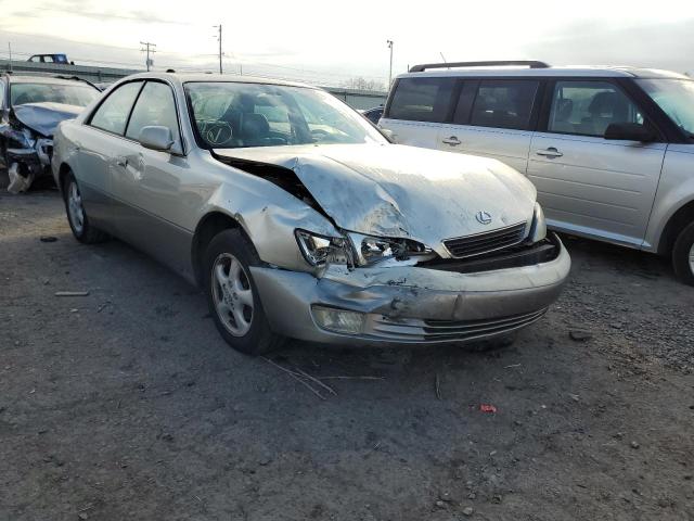LEXUS ES 300 1997 with VIN JT8BF22G0V5002580 - Photo from auction