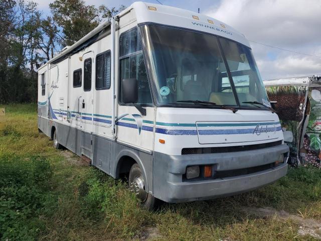 WINNEBAGO ADVENTURER 1997 مع رقم تعريف المركبة 3FCMF53G2VJA04496 - صورة من المزاد
