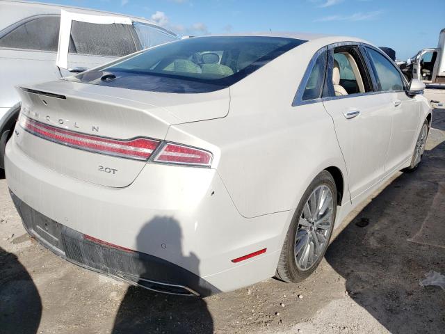 Photo 4 from auction – 2020 LINCOLN MKZ with VIN 3LN6L5A99LR610832