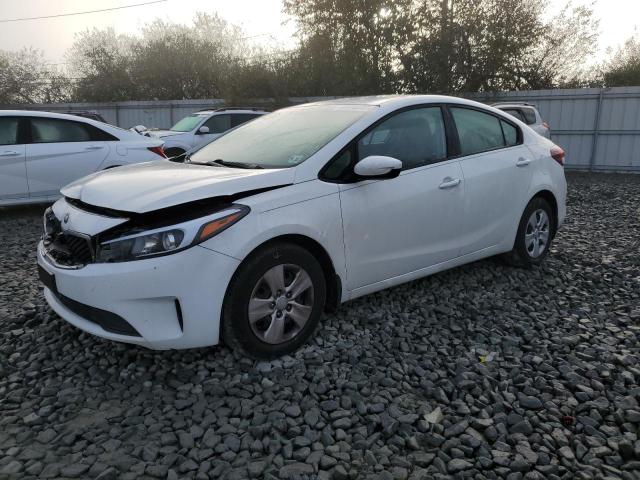 Photo 2 from auction – 2017 KIA FORTE LX with VIN 3KPFK4A7XHE110368