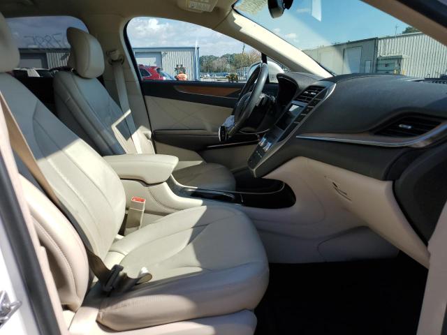 Photo 5 from auction – 2017 LINCOLN MKC SELECT with VIN 5LMCJ2C96HUL34286