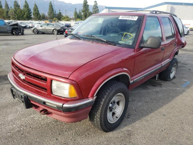 Photo 2 from auction – 1997 CHEVROLET BLAZER with VIN 1GNDT13W7V2213383