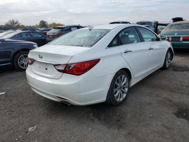 Photo 4 from auction – 2011 HYUNDAI SONATA SE with VIN 5NPEC4AB2BH203322