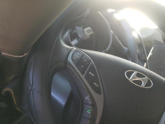 Photo 9 from auction – 2016 HYUNDAI ELANTRA SE with VIN 5NPDH4AE7GH716628