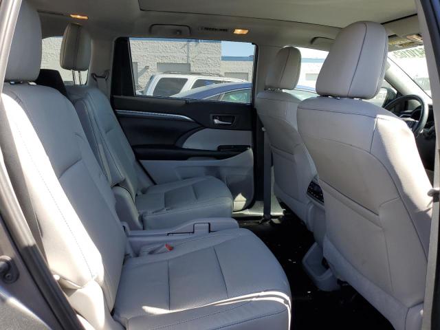 Photo 6 from auction – 2019 TOYOTA HIGHLANDER with VIN 5TDDGRFH6KS079060