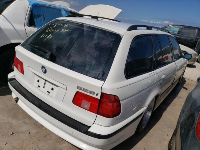 Photo 4 from auction – 2000 BMW 528 IT AUT with VIN WBADP6348YBV64569