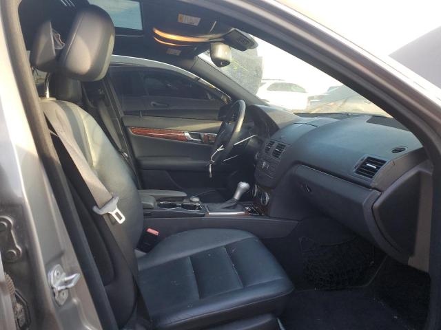 Photo 5 from auction – 2011 MERCEDES-BENZ C 300 with VIN WDDGF5EBXBA451234