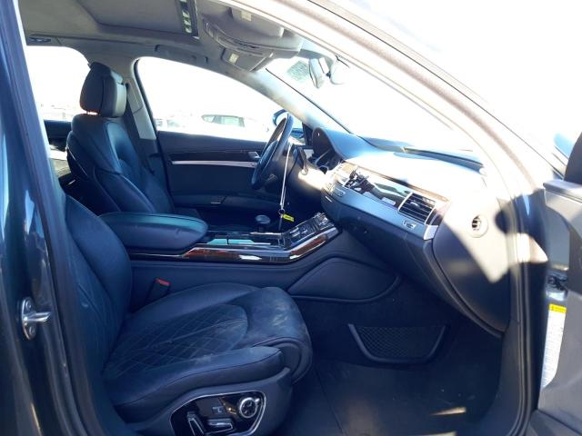 Photo 5 from auction – 2016 AUDI S8 QUATTRO with VIN WAUJSAFD0GN009581