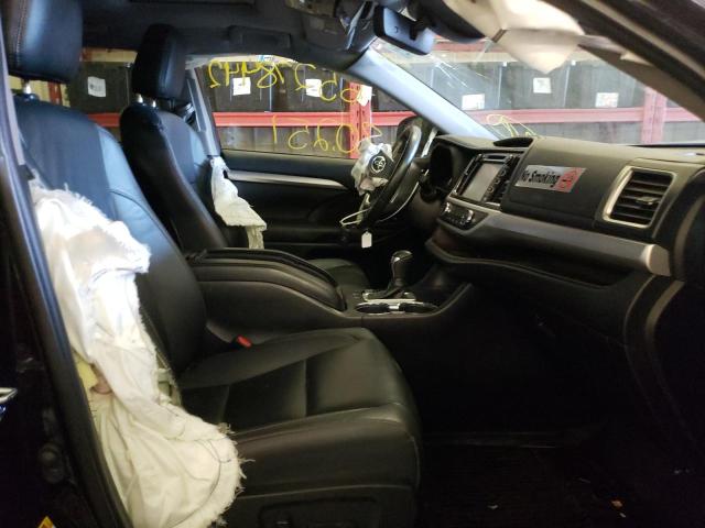 Photo 5 from auction – 2019 TOYOTA HIGHLANDER with VIN 5TDJZRFH1KS590432