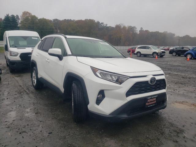 TOYOTA RAV4 XLE 2020 with VIN JTMP1RFV1LD048266 - Photo from auction