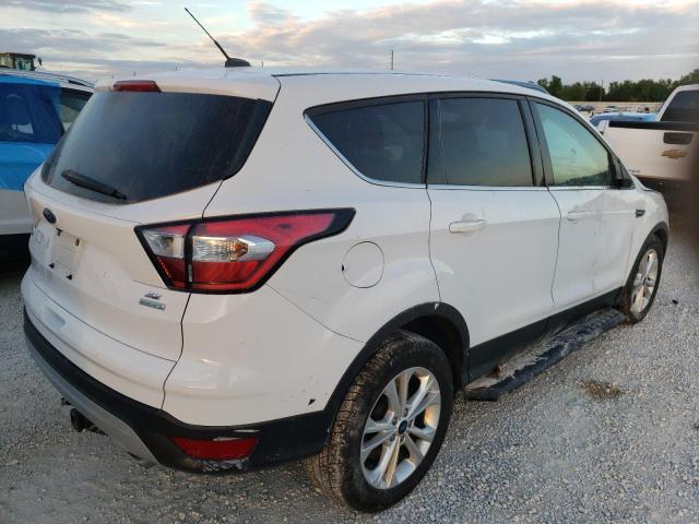 Photo 4 from auction – 2017 FORD ESCAPE SE with VIN 1FMCU0G90HUC96904