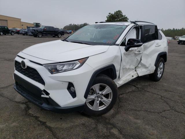 Photo 2 from auction – 2019 TOYOTA RAV4 XLE with VIN JTMW1RFV3KD018776