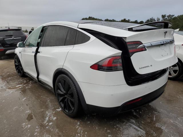 Photo 3 from auction – 2016 TESLA MODEL X with VIN 5YJXCBE28GF008113