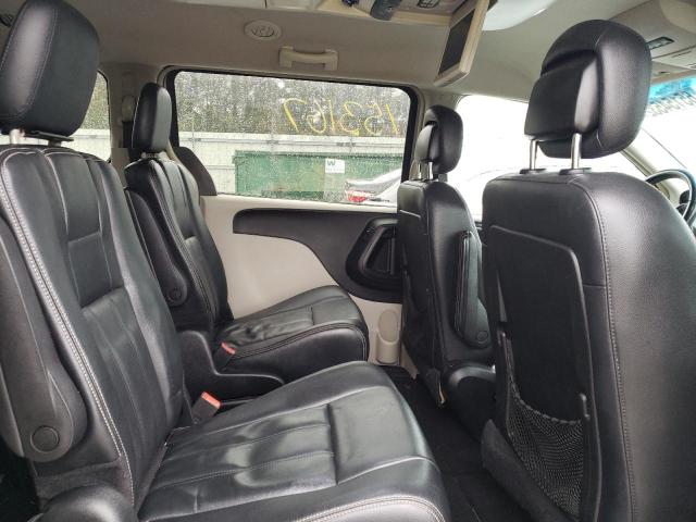 Photo 6 from auction – 2015 CHRYSLER TOWN & COU with VIN 2C4RC1BG7FR694411