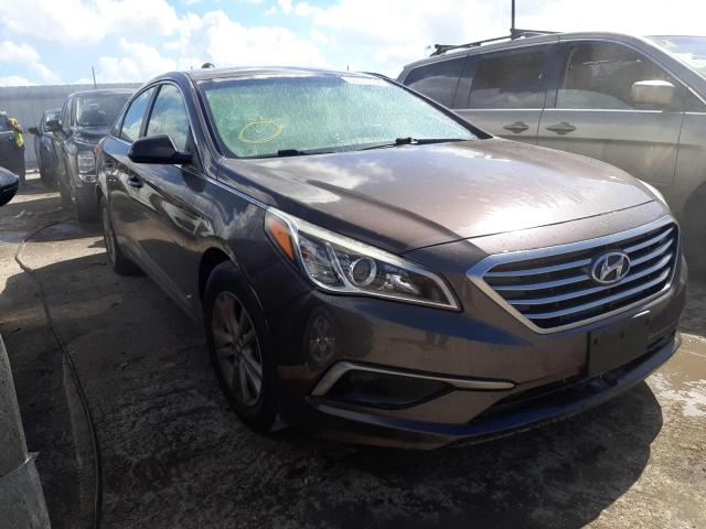 HYUNDAI SONATA SE 2016 with VIN 5NPE24AF0GH366046 - Photo from auction