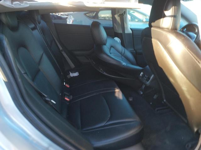 Photo 6 from auction – 2018 TESLA MODEL 3 with VIN 5YJ3E1EA4JF010359