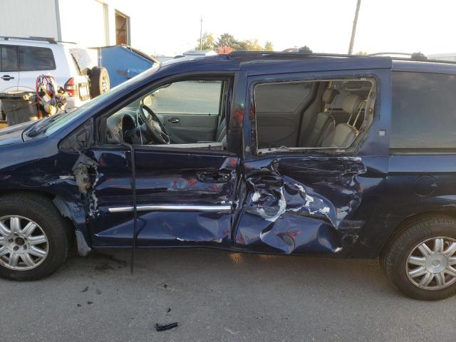 Photo 10 from auction – 2005 CHRYSLER TOWN & COU with VIN 2C4GP54L15R395394