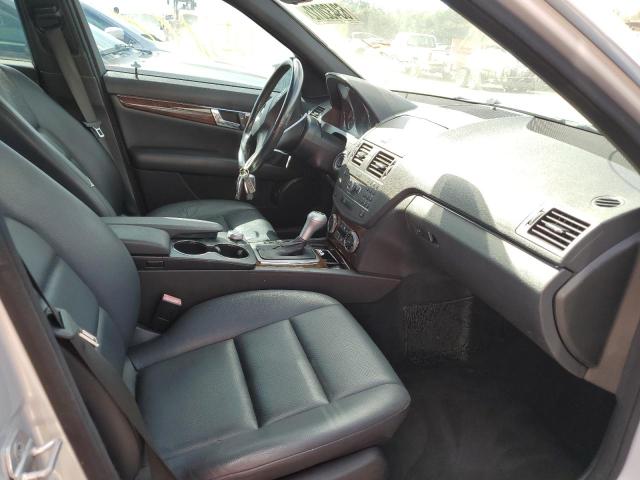 Photo 5 from auction – 2011 MERCEDES-BENZ C 350 with VIN WDDGF5GB5BF655441
