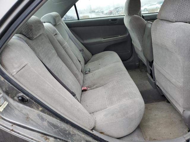 Photo 6 from auction – 2002 TOYOTA CAMRY LE with VIN 4T1BE32K22U567361