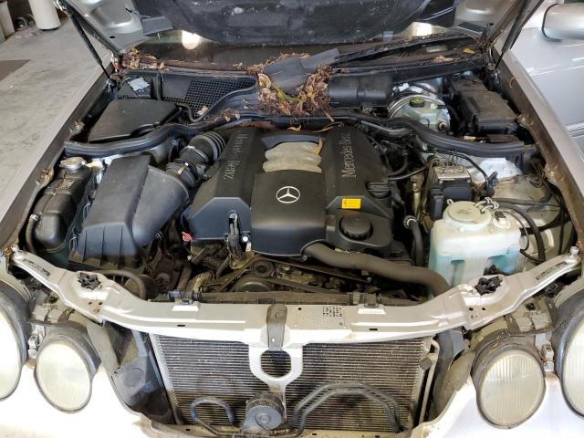 Photo 7 from auction – 2001 MERCEDES-BENZ E 320 with VIN WDBJF65J01B298531