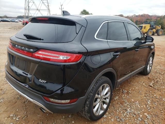 Photo 4 from auction – 2017 LINCOLN MKC SELECT with VIN 5LMCJ2C99HUL55505