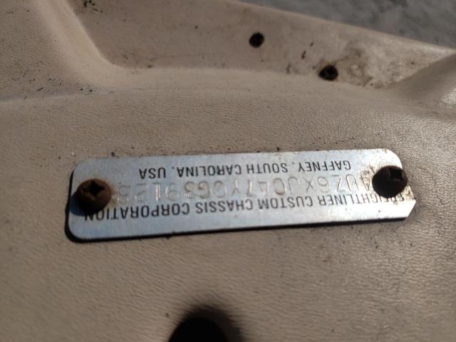 Photo 10 from auction – 2000 FREIGHTLINER CHASSIS X with VIN 4UZ6XJCA7YCG39128